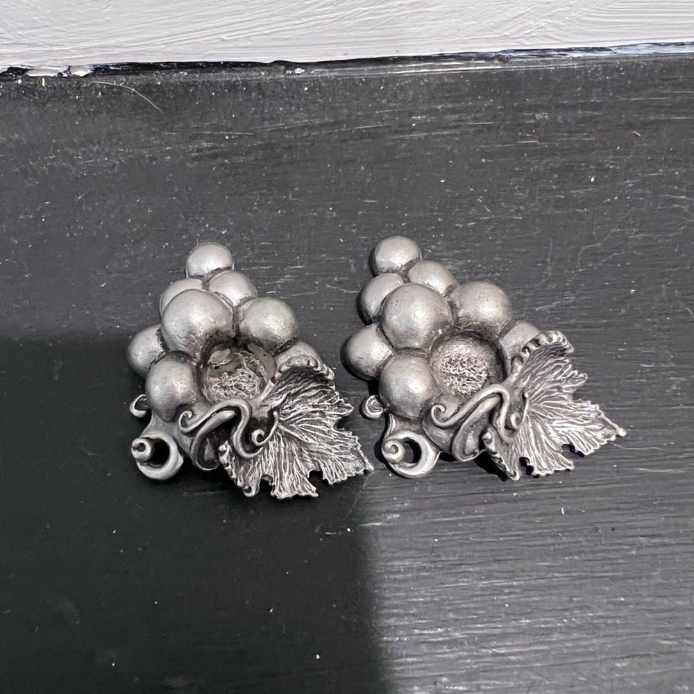 Pewter Grape Candle Holder Set